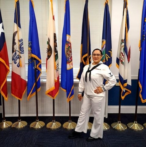 Meet your Posher, Monique - Picture 1 of 1